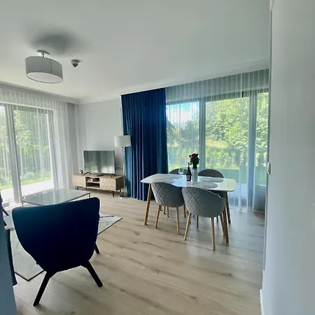 아파트 108 Prestige By The Z Basenem I